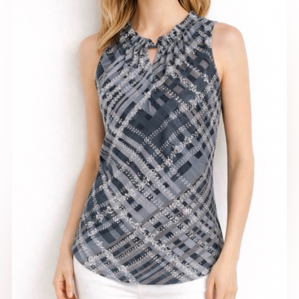 CAbi Sleeveless Plaid Floral Blouse Gray Black Lightweight Casual Dressy Top M